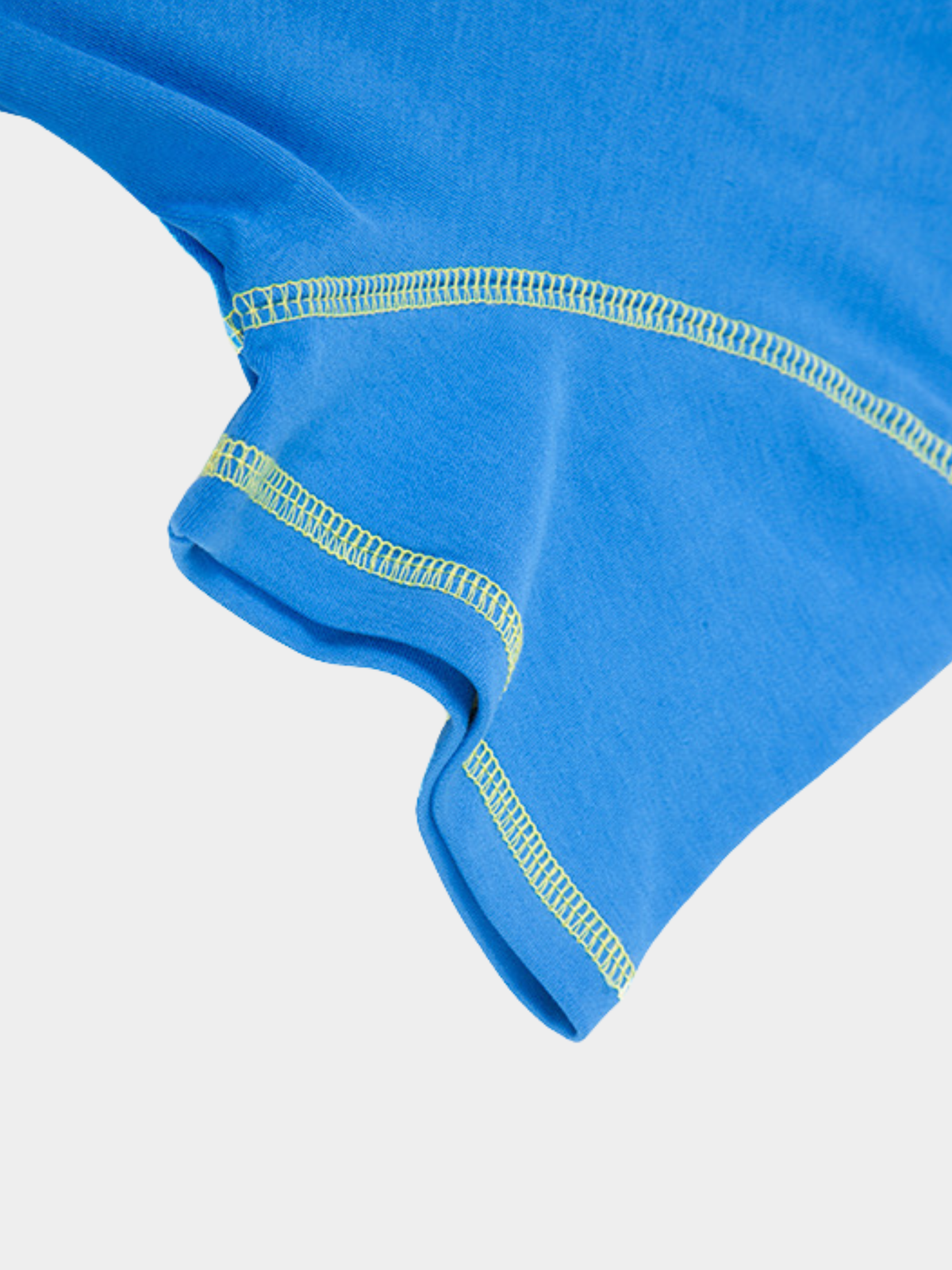 BerryPop – Kurzes T-Shirt für Damen mit Kontrastnähten und Dopamin-Print