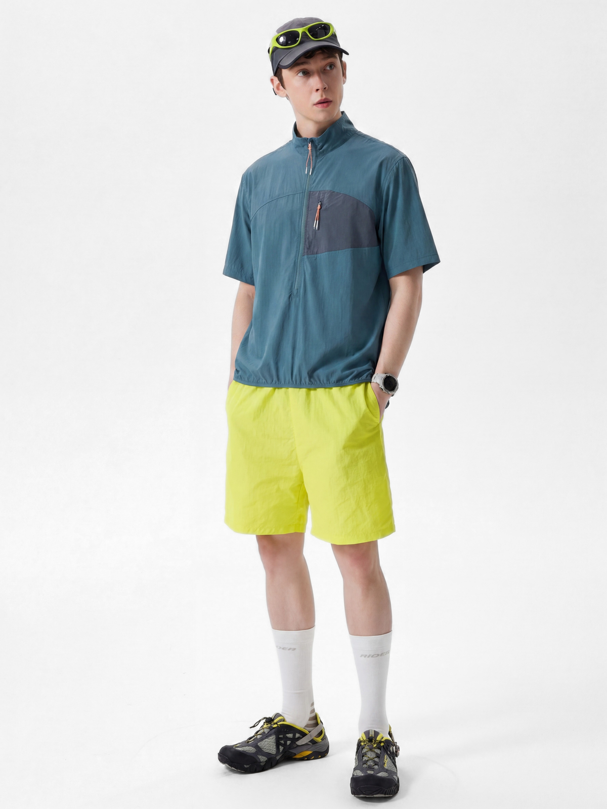 IronRidge – Leichtes UPF50+ Funktionsshirt mit Stehkragen, kurzem Reißverschluss und schnelltrocknendem Material