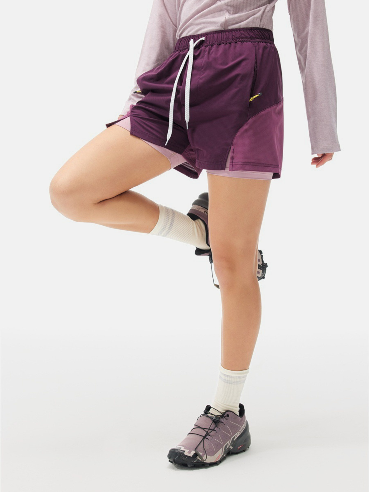 AlpGear – Schnelltrocknende 2-in-1-Athletikshorts mit Wetterschutz