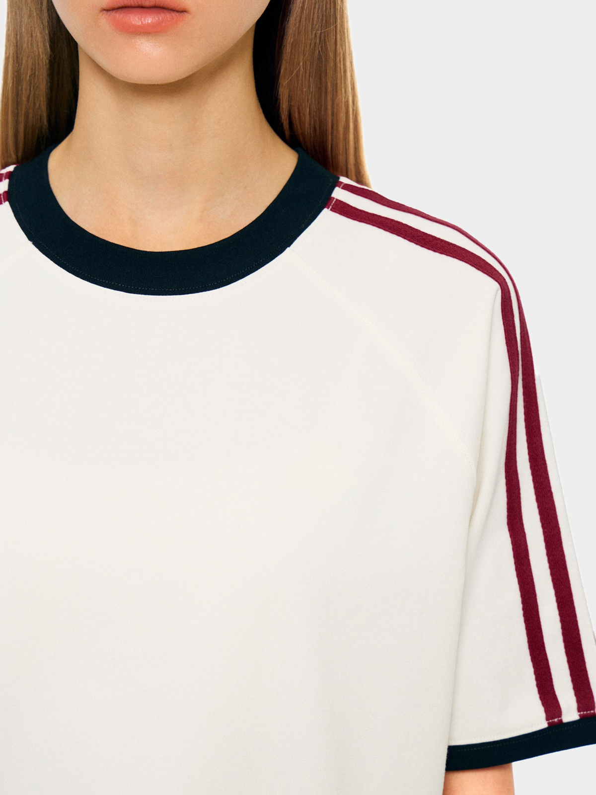 Dusttrail – Colorblock-Kühlungs-T-Shirt mit Streifen und schnelltrocknender Funktion