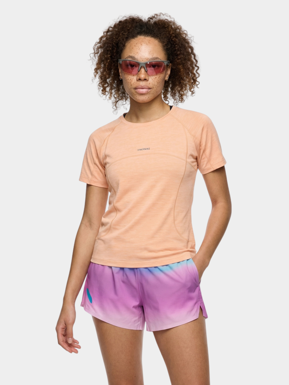 Vertical – Leichtes, atmungsaktives und figurbetontes Damen-Sport-T-Shirt