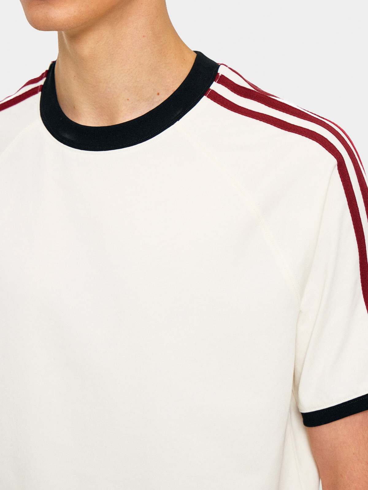 Dusttrail – Colorblock-Kühlungs-T-Shirt mit Streifen und schnelltrocknender Funktion