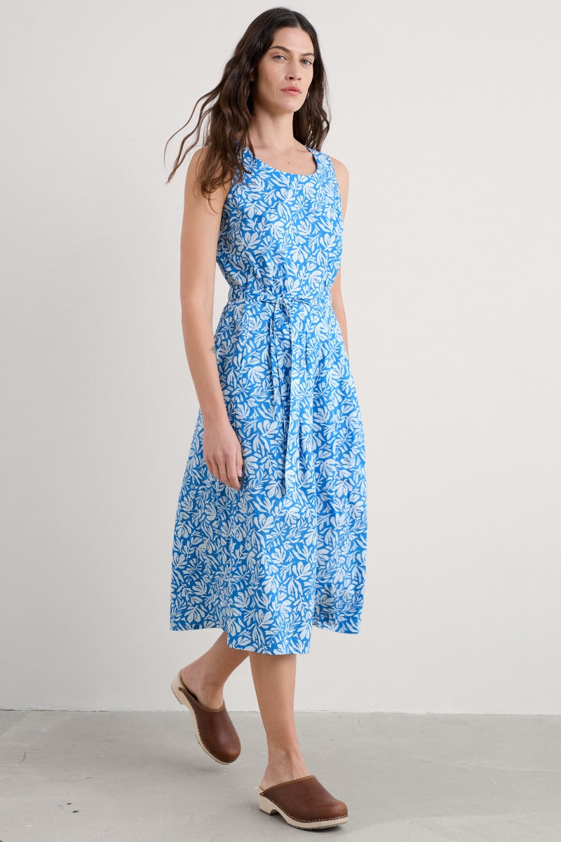 Belle ausgestelltes Midi-Kleid