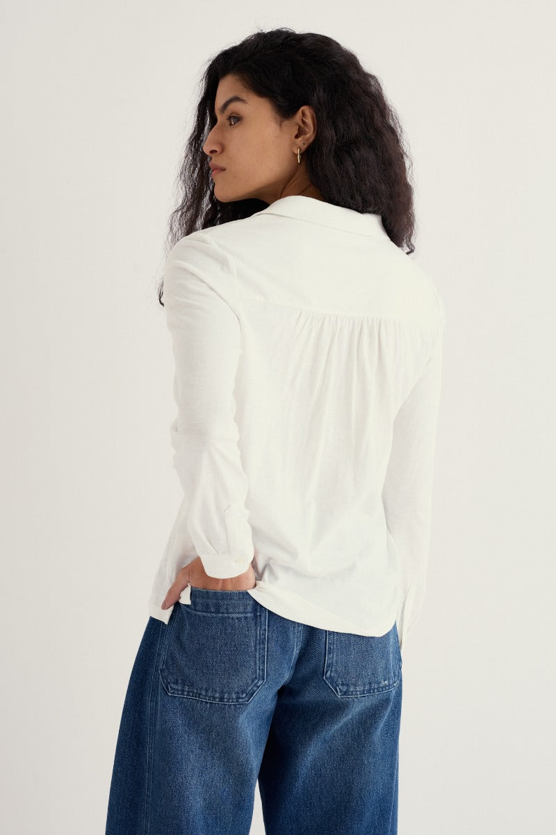 Bio-Baumwoll-Jersey-Shirt mit Karden-Motiv