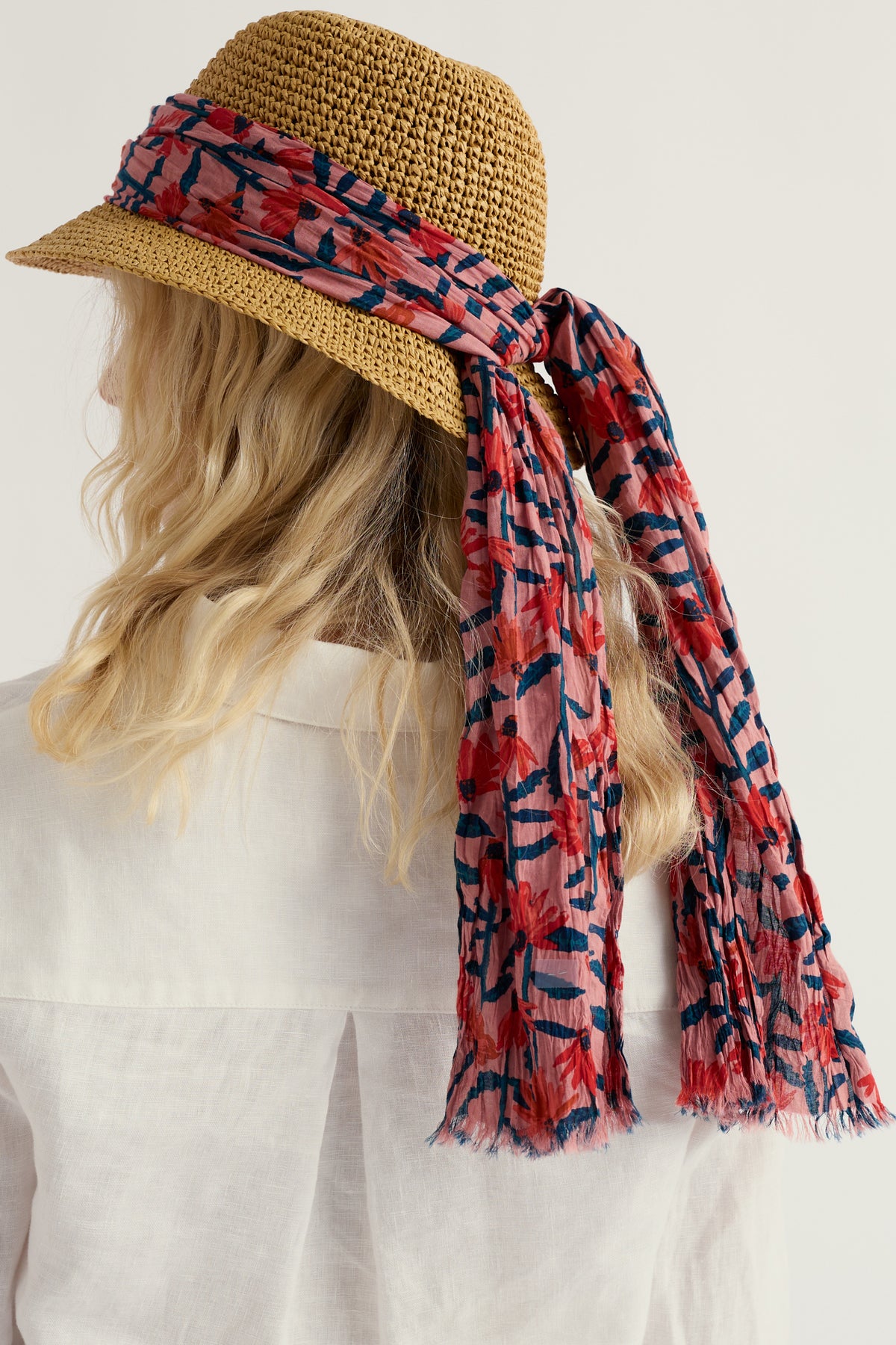 Larissa Scarf