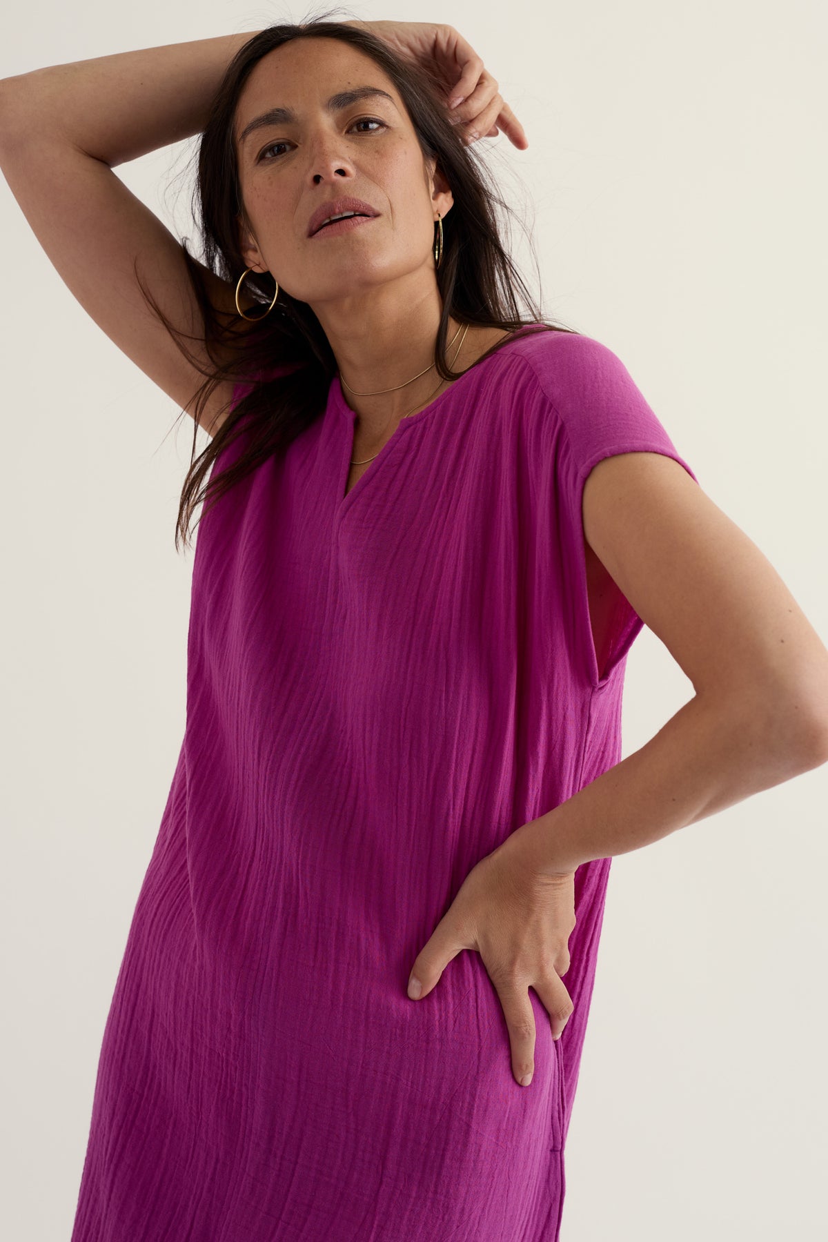 Kleid mit Sand-Muster aus GOTS-zertifizierter Bio-Baumwolle