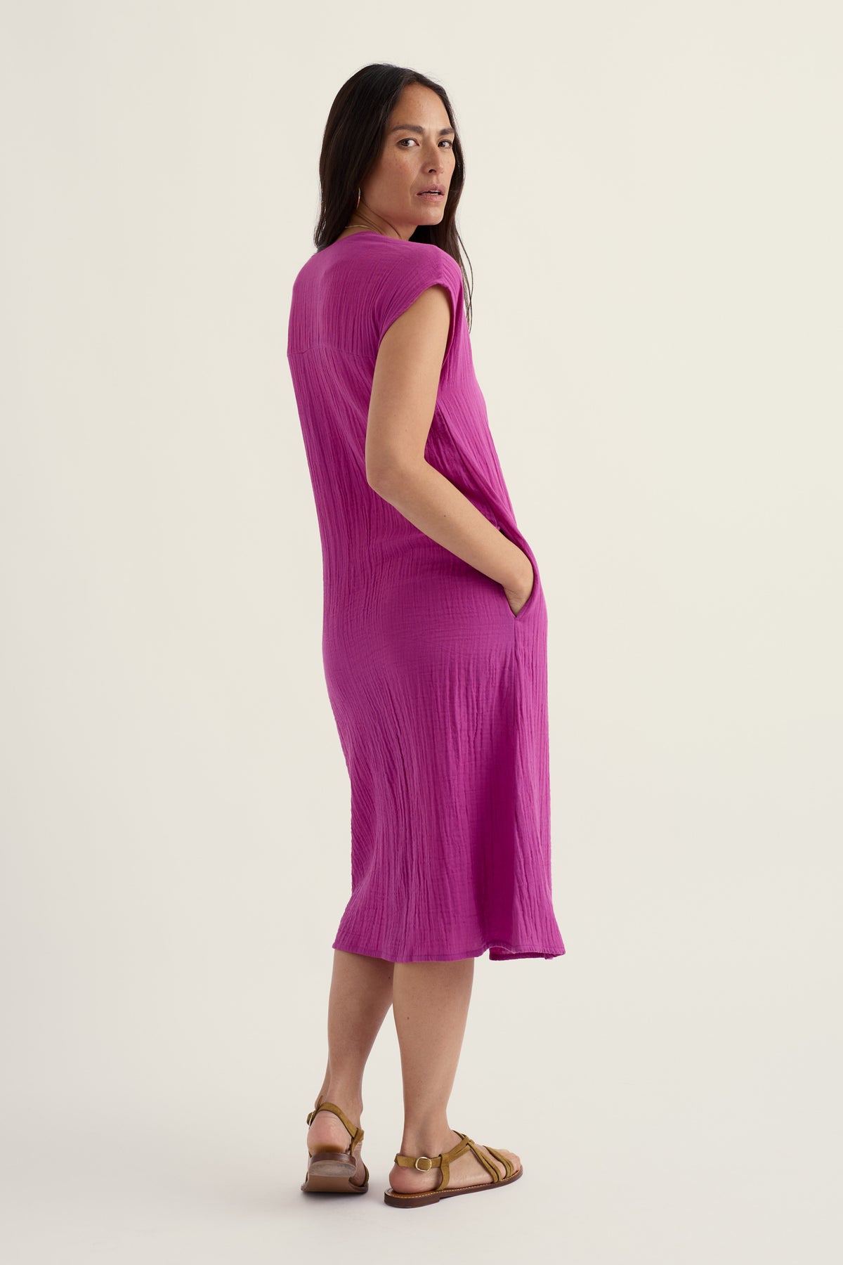 Kleid mit Sand-Muster aus GOTS-zertifizierter Bio-Baumwolle