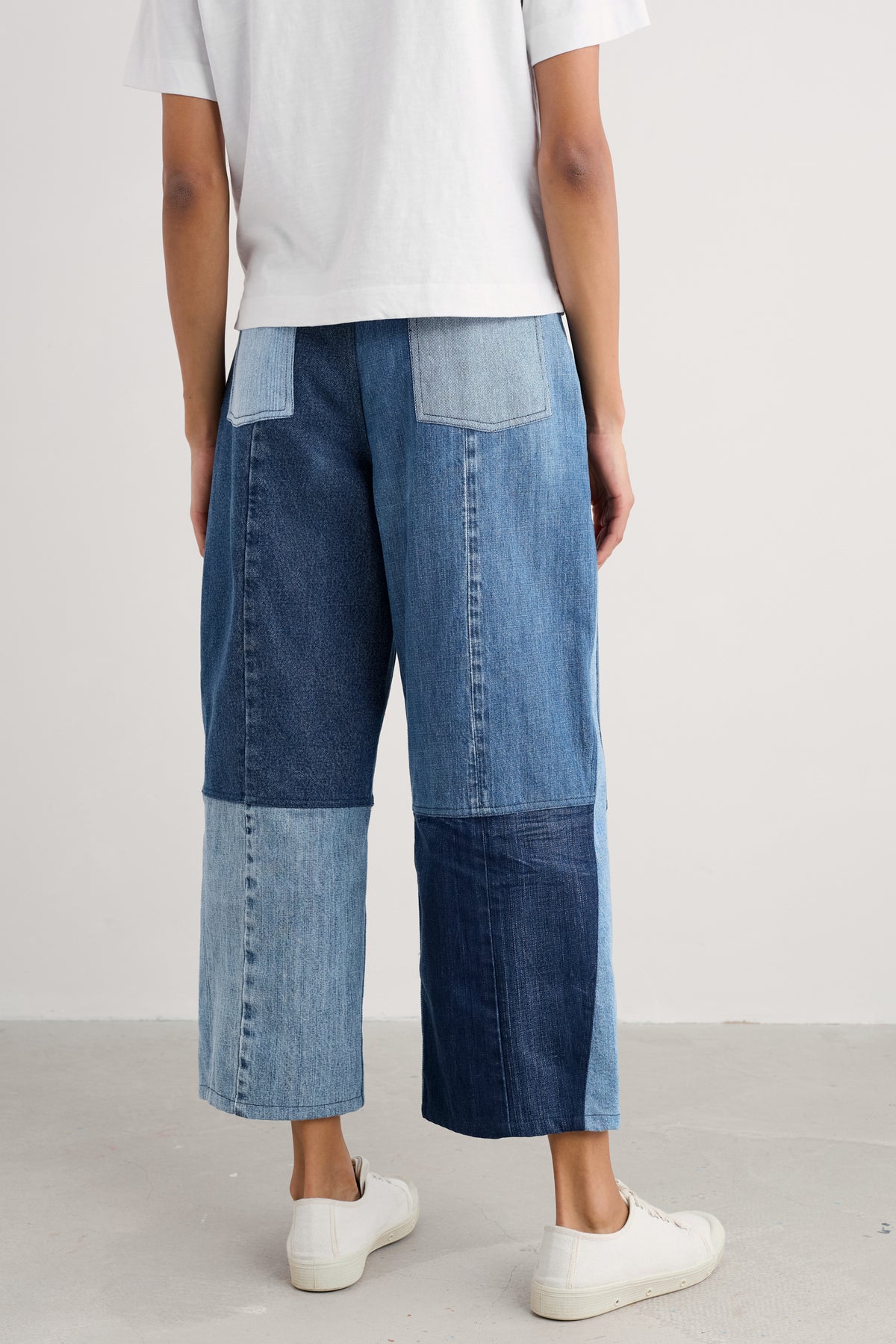 Beyond Retro Barnes Crops