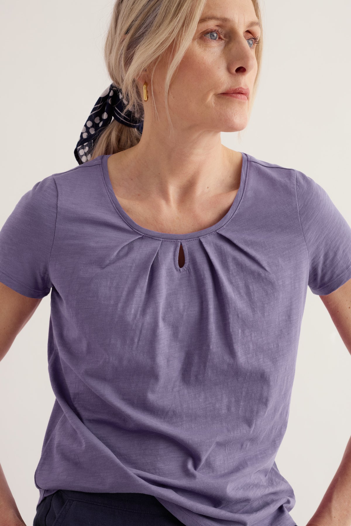 Appletree T-Shirt mit Schlüsselloch-Ausschnitt