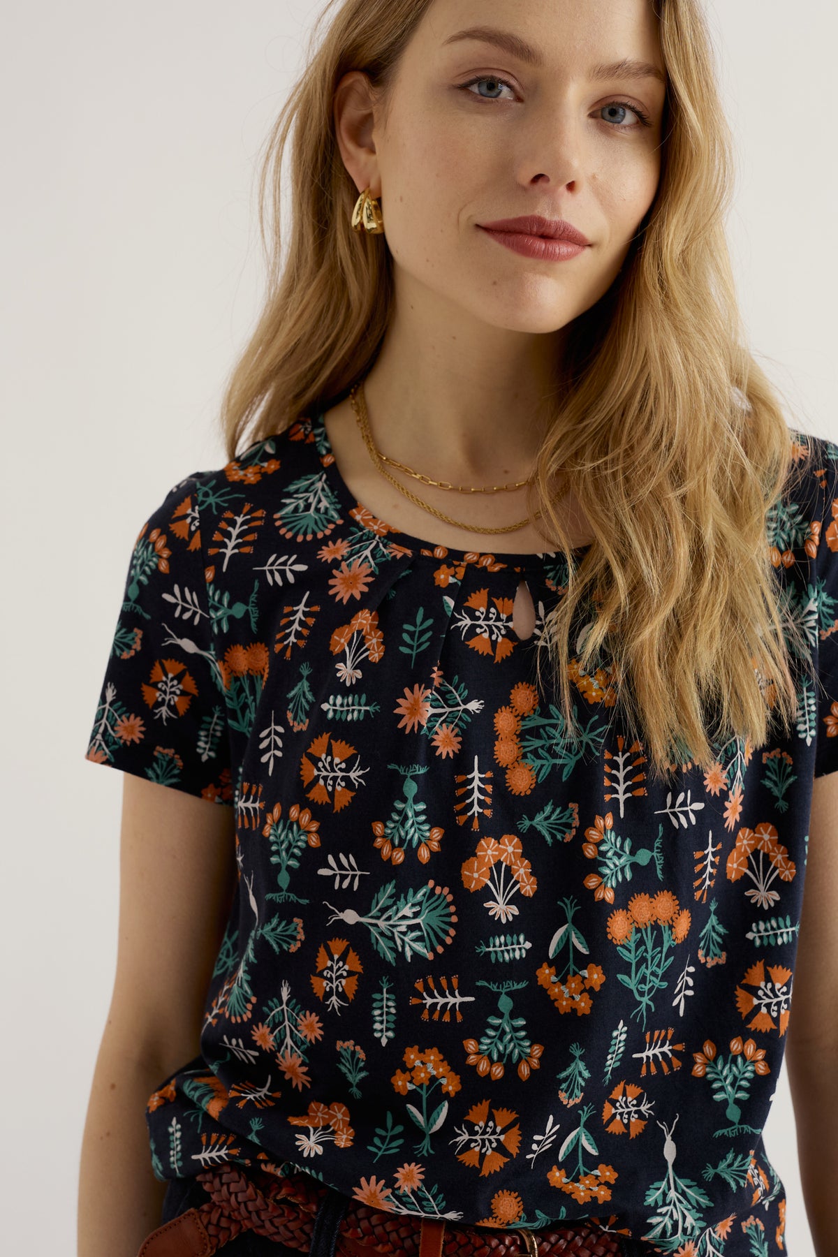 Appletree T-Shirt mit Schlüsselloch-Ausschnitt