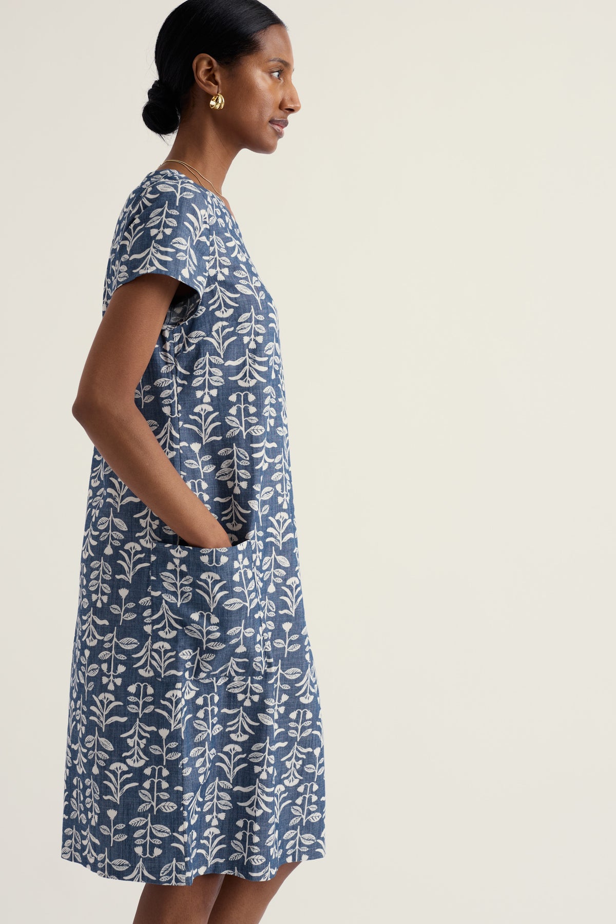 River Cove Etuikleid aus Bio-Baumwoll-Chambray