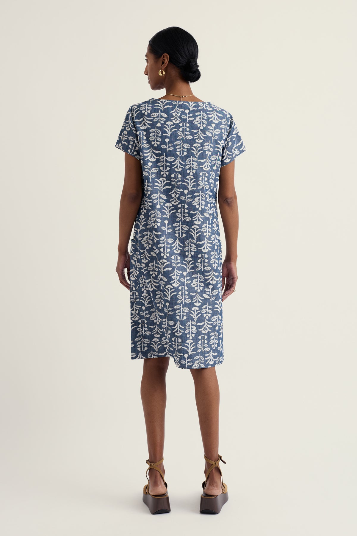 River Cove Etuikleid aus Bio-Baumwoll-Chambray